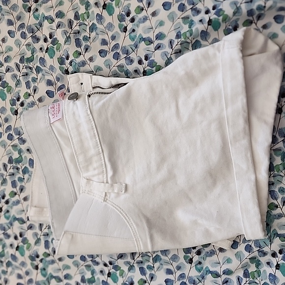 isabel Maternity size 8 midi shorts - Picture 4 of 4